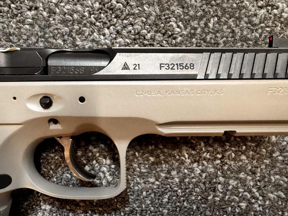 CZ Shadow 2 Urban Grey 9mm 4.89" UNFIRED Orig Case 91255 NO RESERVE-img-3