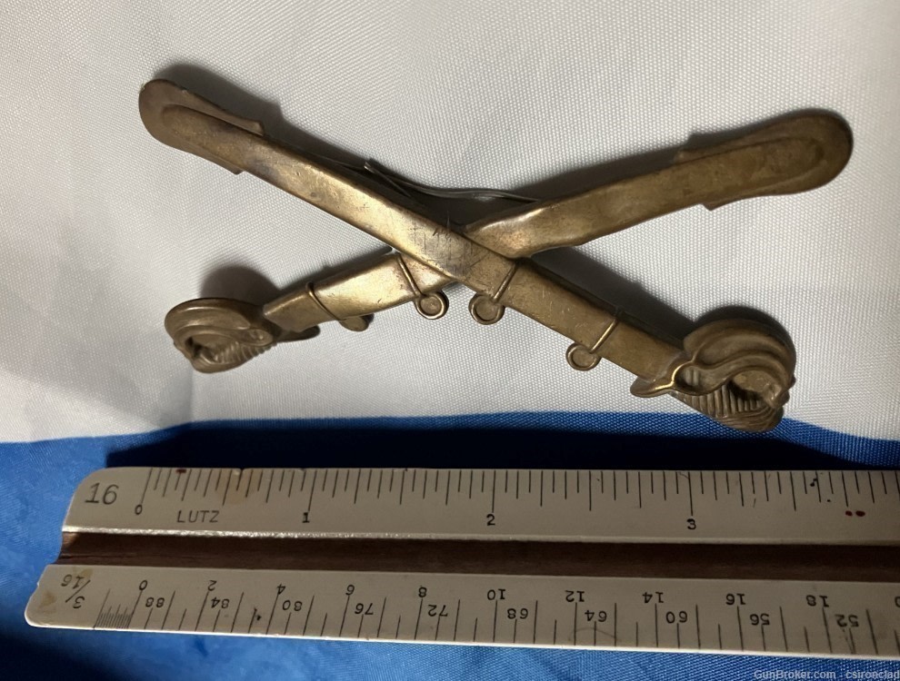 US Cavalry Crossed Sabers (Swords) hat pin insignia, Civil War original -img-4
