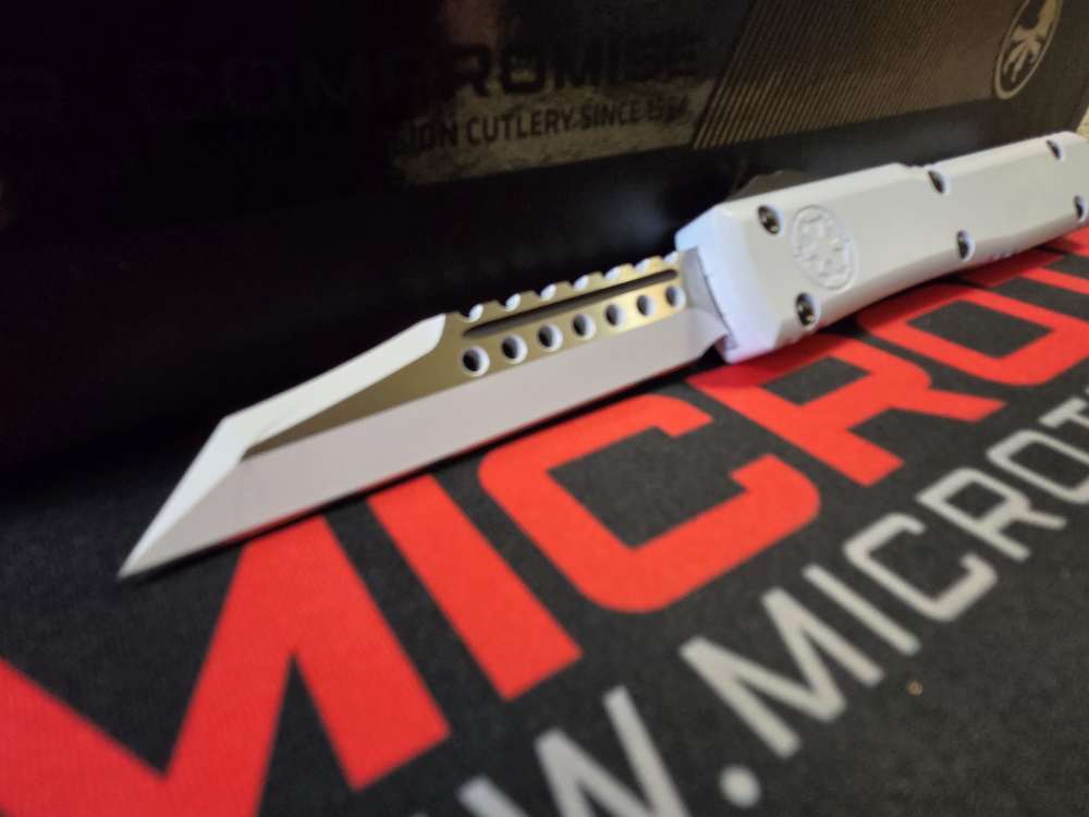 Microtech Ultratech Storm Trooper Hellhound & Warhound Set Signature Series-img-1
