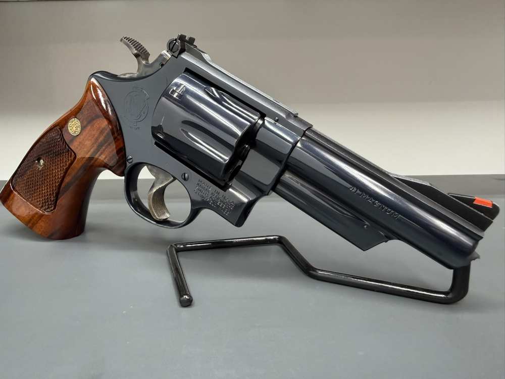 SMITH & WESSON 57 NO DASH 41 REM MAG*3T'S COMBAT PINNED & RECESSED*AMAZING-img-8