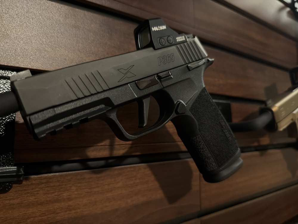 SIG SAUER P365 X MACRO W/ HOLOSUN-img-1