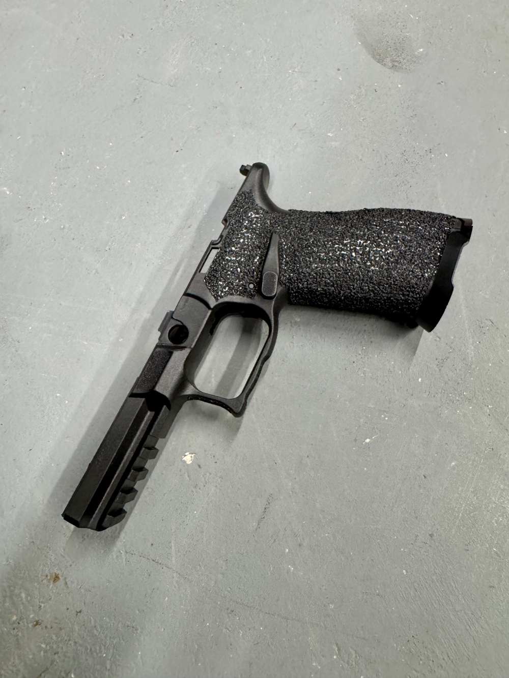 Springfield Armory Echelon Grip Module Grip Tape Magwell-img-2