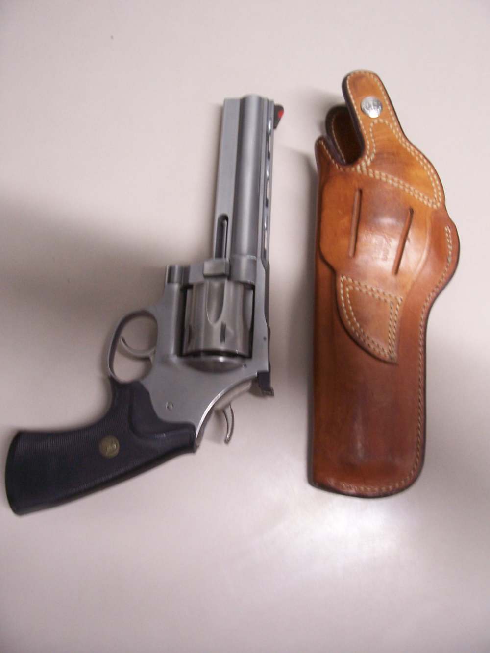 Dan Wesson 744 6" .44 Magnum with holster-img-1