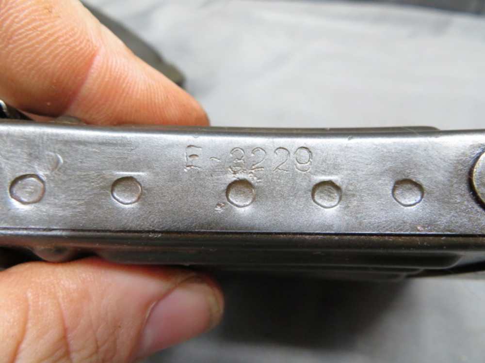 LOT OF 4 ROMANIAN PSL 54 SNIPER RIFLE MAGAZINES W/ POUCH & CLEANING KIT-img-20