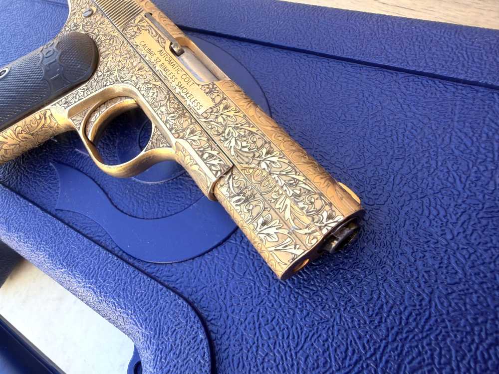 Colt 1903 MFG 1911 Fully Engraved 24k Gold -img-9