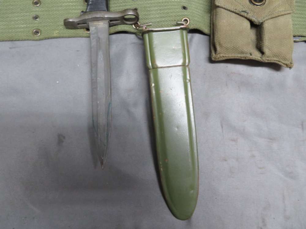 VIETNAM WAR US M1956 PISTOL BELT W/ COLT 1911 MAGAZINES & M1 GARAND BAYONET-img-12