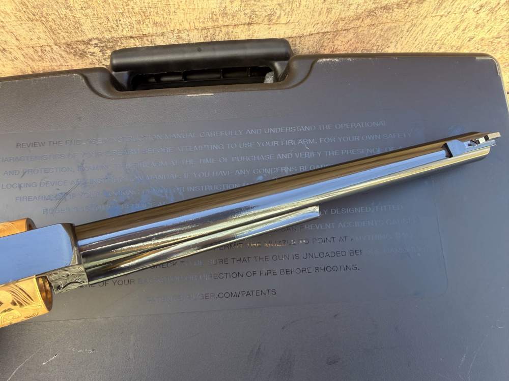 Ruger Super Blackhawk 44 Mag ENGRAVED Blued & 24k Gold-img-17