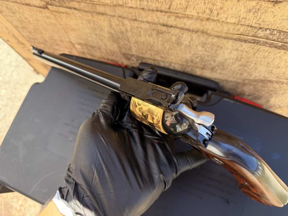 Ruger Super Blackhawk 44 Mag ENGRAVED Blued & 24k Gold-img-19