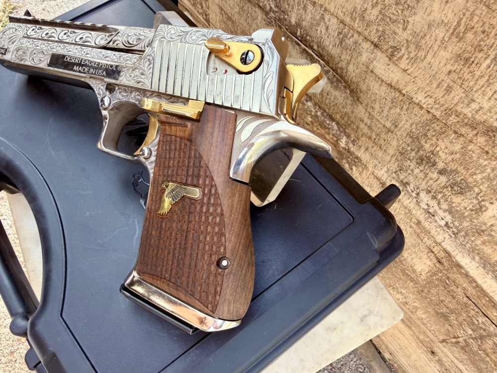 Desert Eagle 50 AE ENGRAVED High Polished Bright Nickel & 24k Gold -img-6