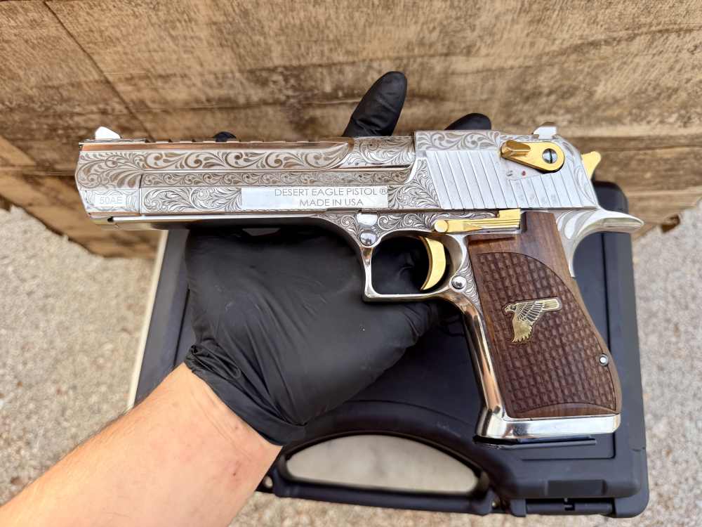 Desert Eagle 50 AE ENGRAVED High Polished Bright Nickel & 24k Gold -img-20