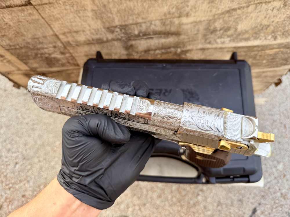 Desert Eagle 50 AE ENGRAVED High Polished Bright Nickel & 24k Gold -img-18