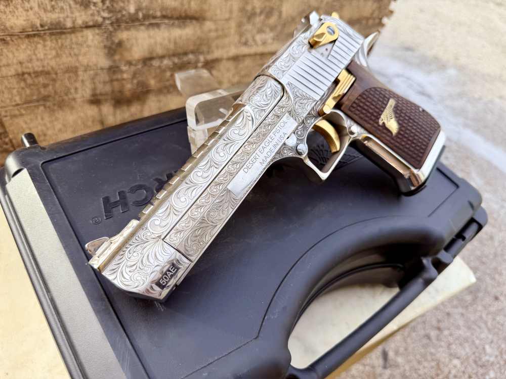 Desert Eagle 50 AE ENGRAVED High Polished Bright Nickel & 24k Gold -img-2