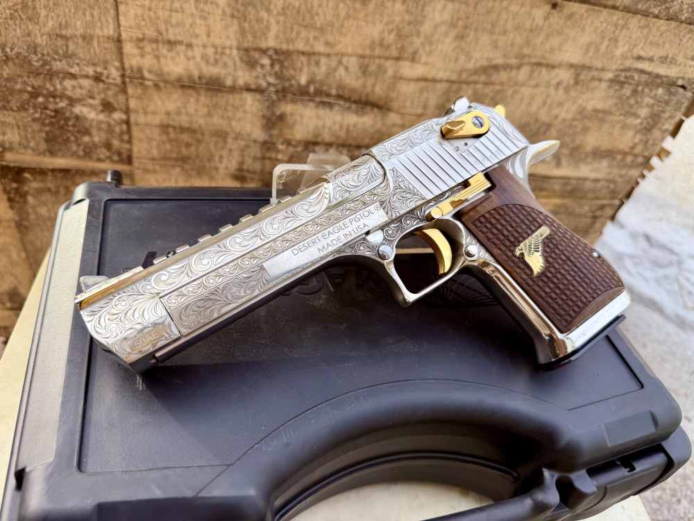 Desert Eagle 50 AE ENGRAVED High Polished Bright Nickel & 24k Gold -img-0