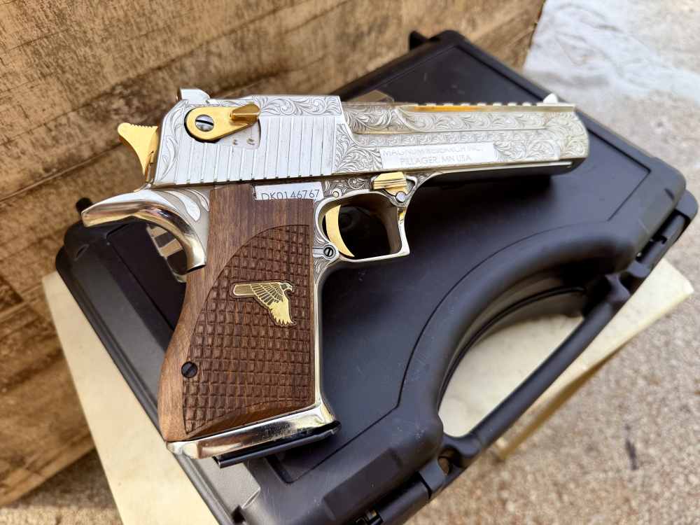 Desert Eagle 50 AE ENGRAVED High Polished Bright Nickel & 24k Gold -img-8