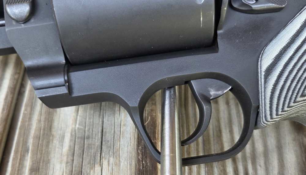 Taurus Raging Hunter 500 S&W Magnum 8 3/8" Black 500H-img-4