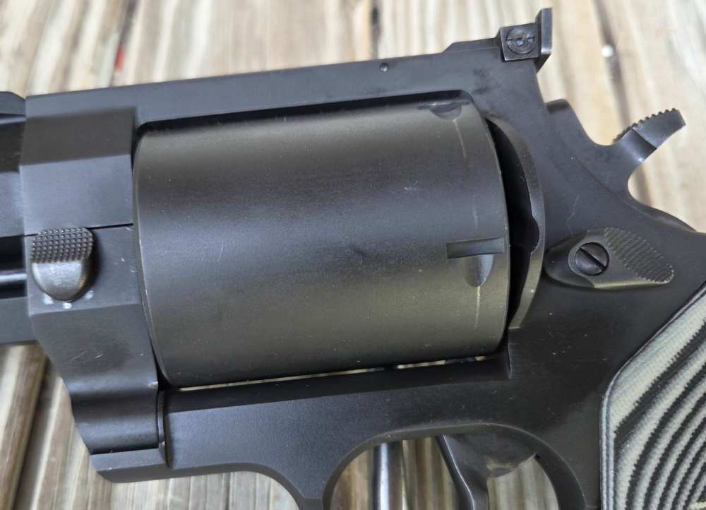 Taurus Raging Hunter 500 S&W Magnum 8 3/8" Black 500H-img-3