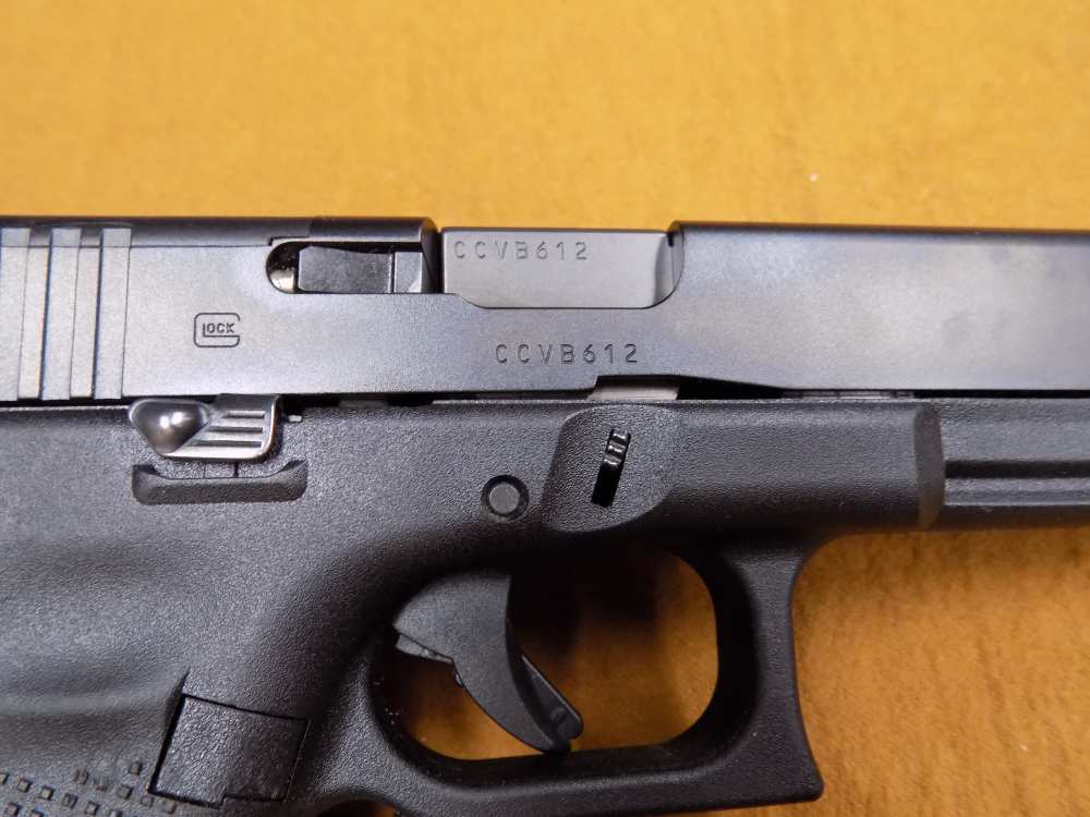 Glock G34 Gen 5 MOS 9mm Case, 3-17 Rnd Mags, 5.25" BBL Very Nice Cond-img-5
