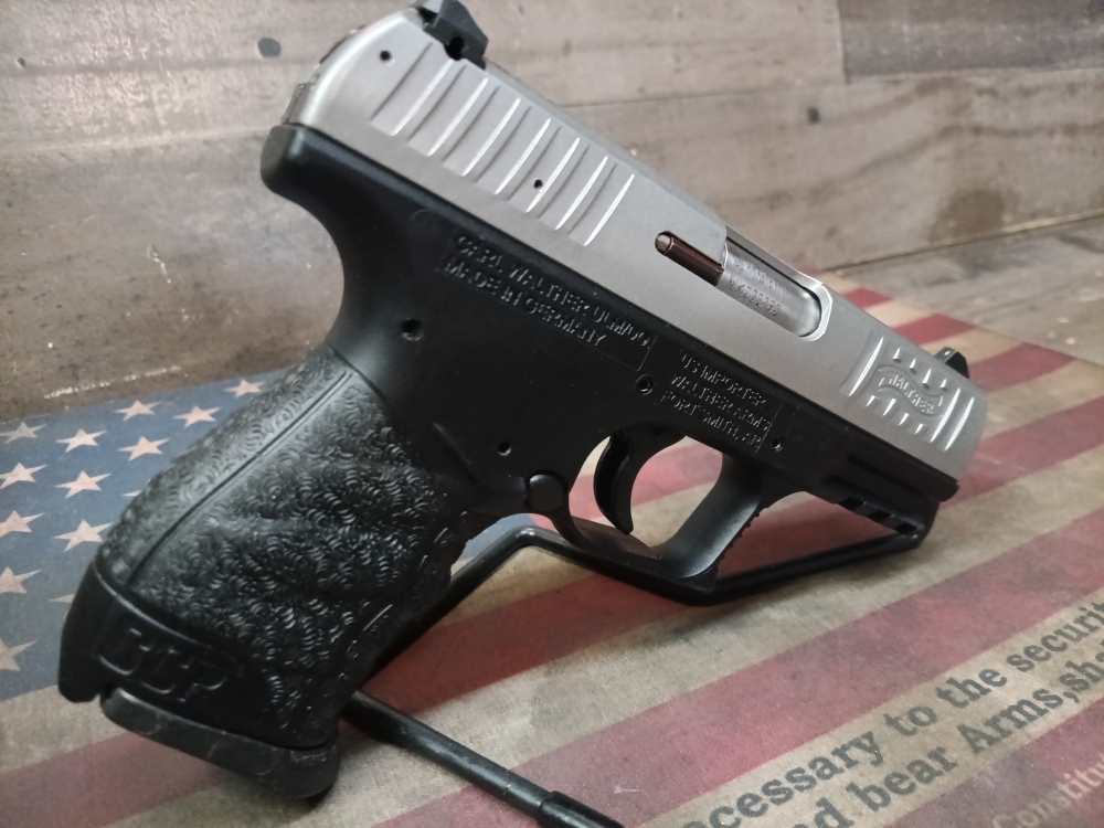LOOK! GREAT COND. WALTHER CCP 9mm STAINLESS w/2 Mags 3.5"Brl Mfg2015 PENNY-img-5