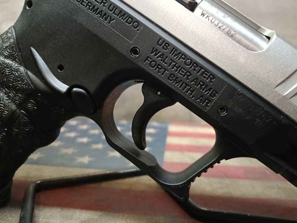 LOOK! GREAT COND. WALTHER CCP 9mm STAINLESS w/2 Mags 3.5"Brl Mfg2015 PENNY-img-12