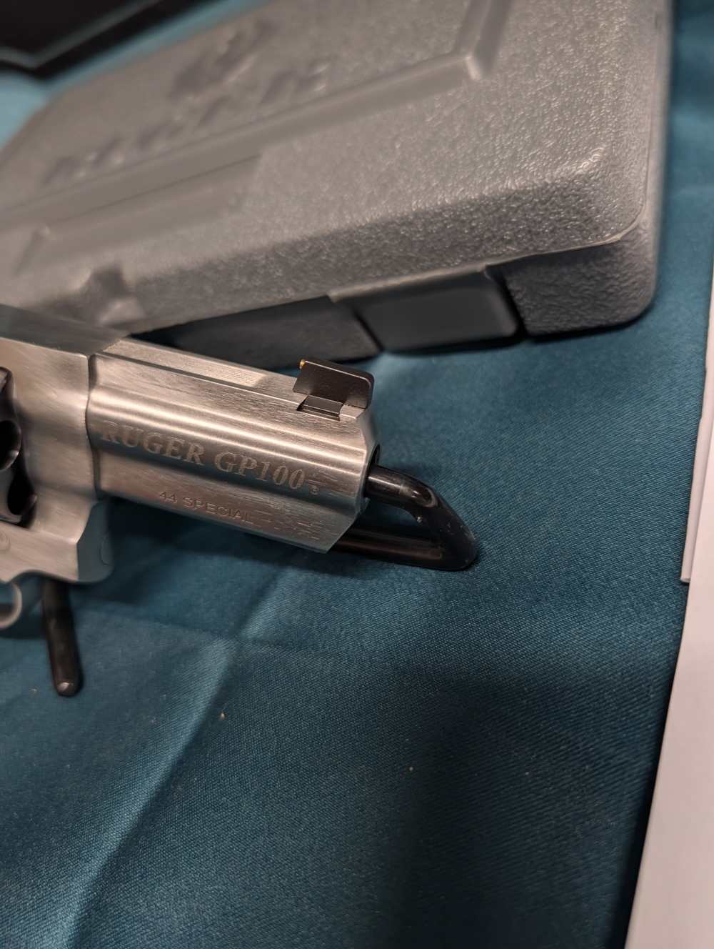 Ruger GP100 01767 44 Special SA/DA Stainless 3" revolver wood grips! Box-img-7