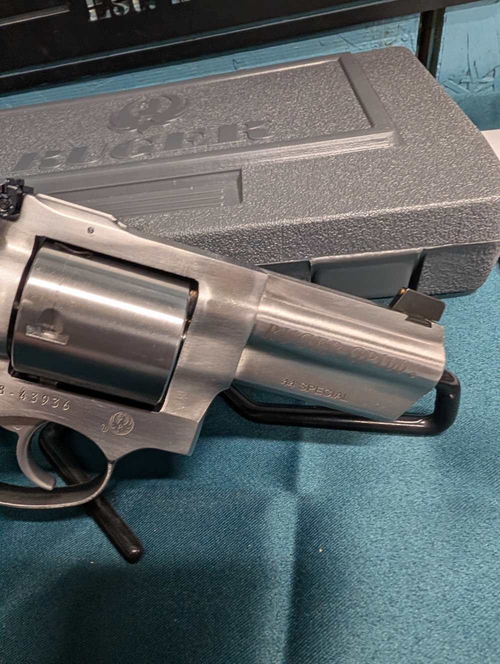 Ruger GP100 01767 44 Special SA/DA Stainless 3" revolver wood grips! Box-img-2