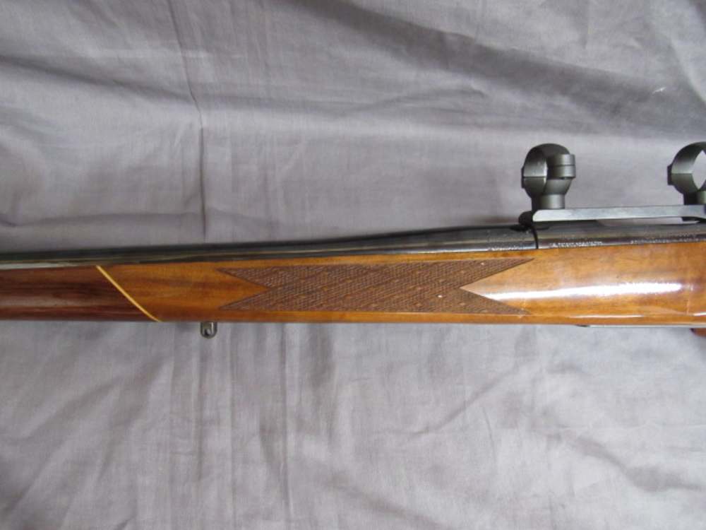 Weatherby Mark V 240 Magnum w/ 26" Barrel  and  Scope Base & Rings-img-6
