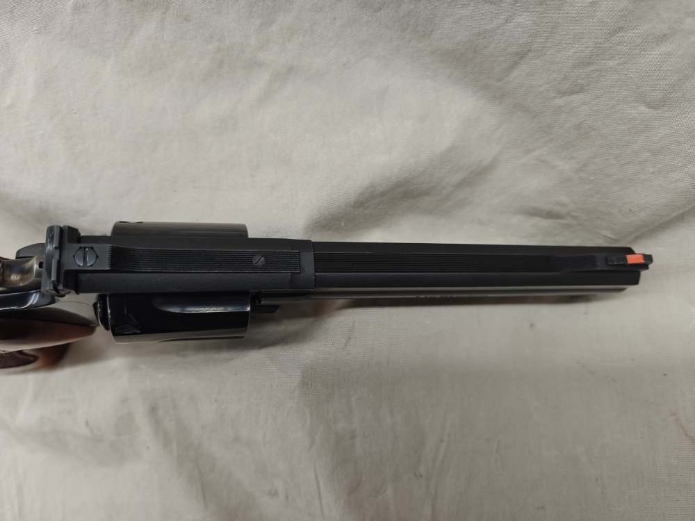 Smith and Wesson 586-2 EXCELLENT-img-9