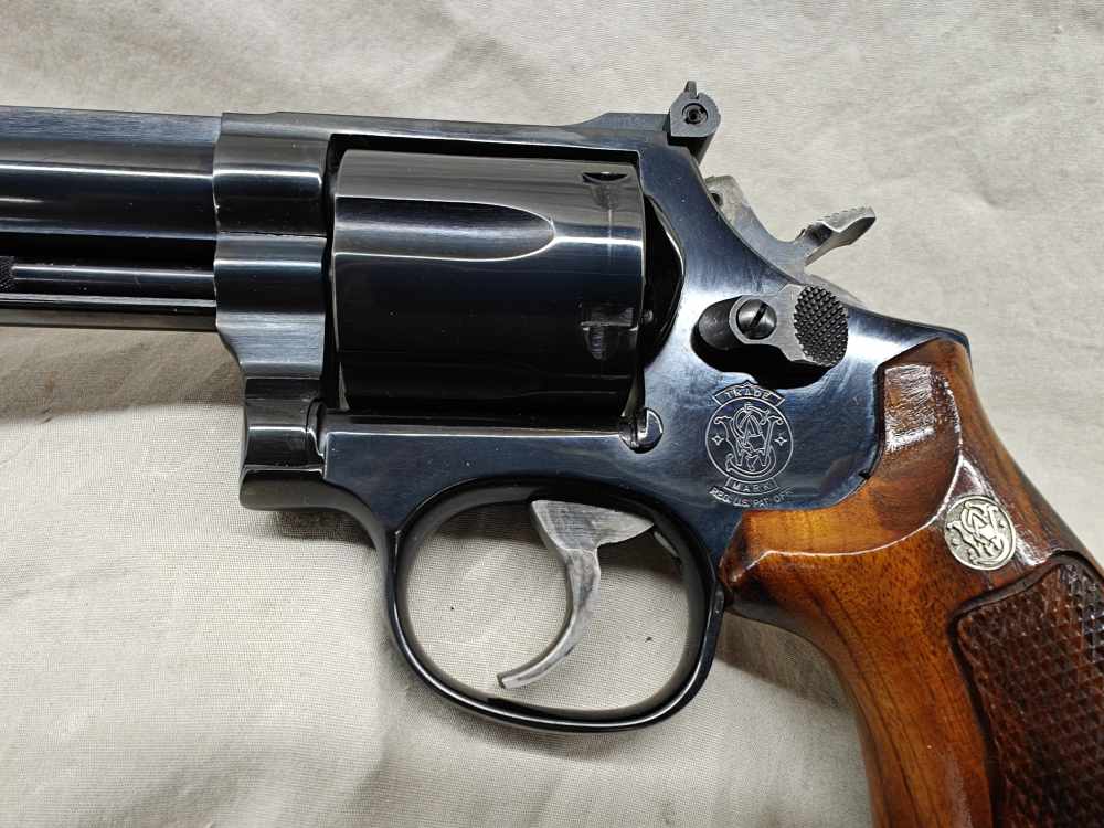 Smith and Wesson 586-2 EXCELLENT-img-1