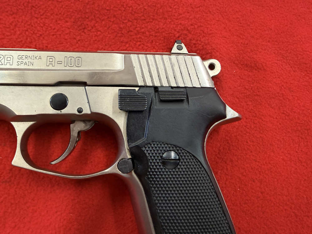 Astra A-100 .40 S&W with one Magazine-img-6