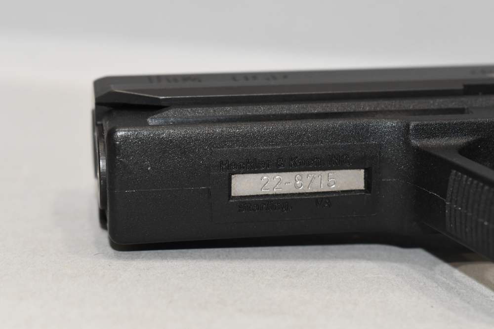 Heckler & Koch HK USP40 USP 40 Semi Auto Pistol 40 S&W 4 1/4" Bbl 1994-img-17