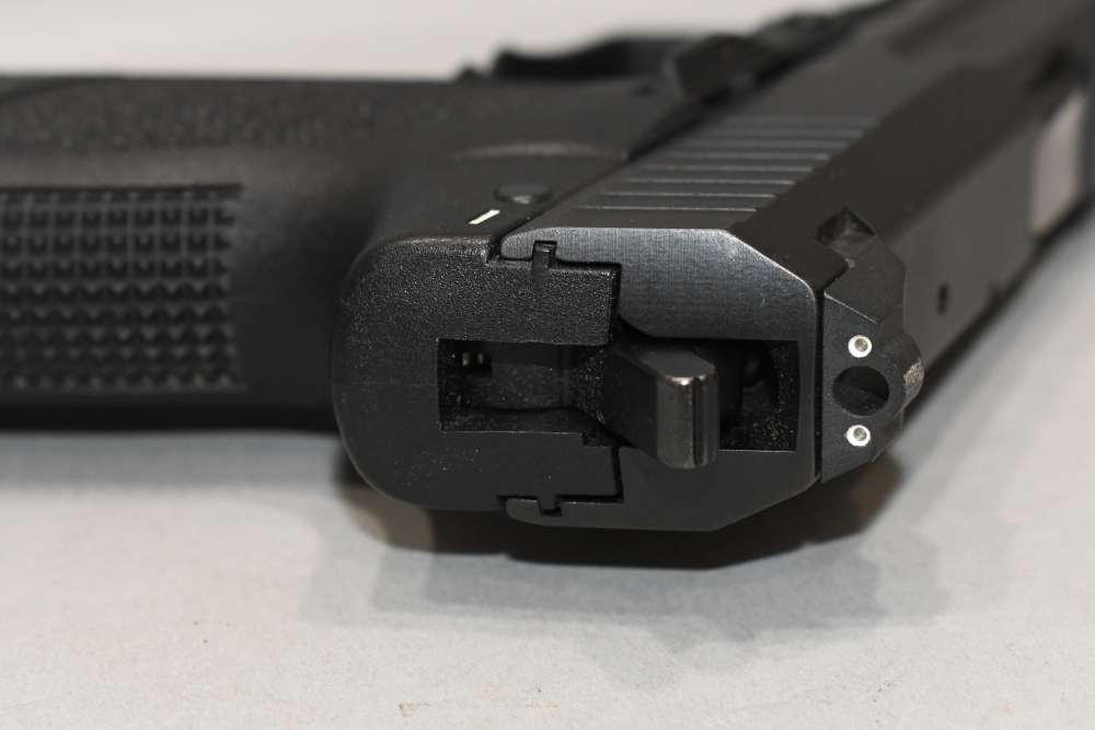Heckler & Koch HK USP40 USP 40 Semi Auto Pistol 40 S&W 4 1/4" Bbl 1994-img-12