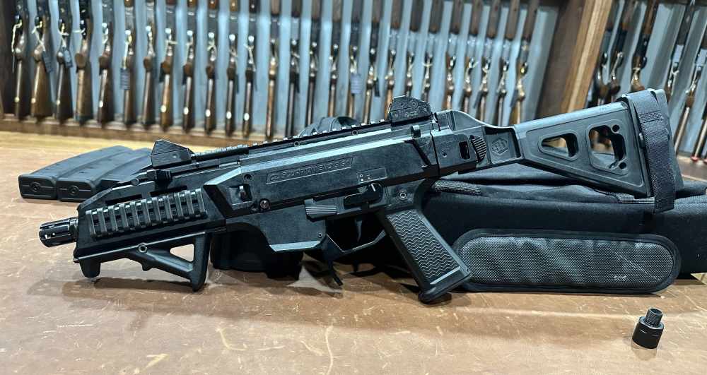 CZ Scorpion EVO 3 S1 9mm  Suppressor Adapter + 10 MAGS + Drum  (NO RESERVE)-img-1