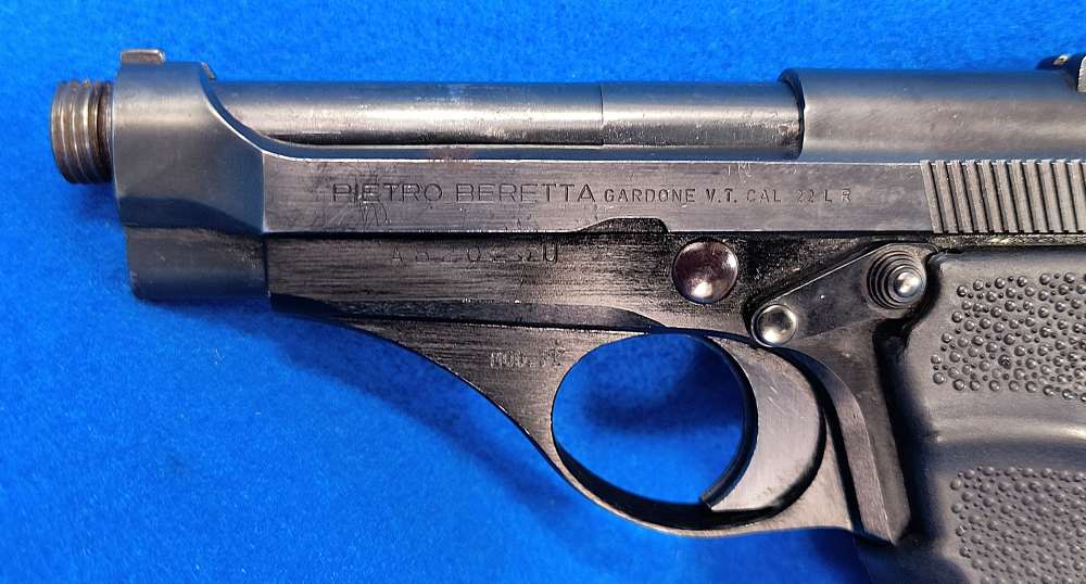 Beretta 71 22LR Threaded-img-5