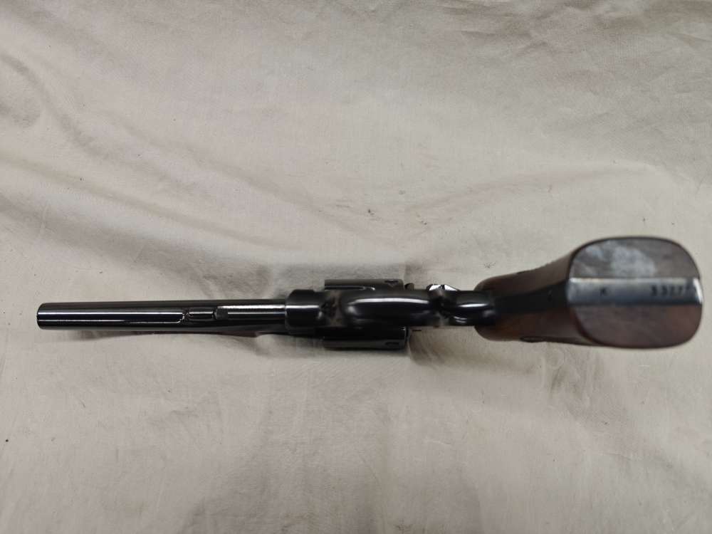 Smith and Wesson Model 17 K-22 Masterpiece with Box LIKE NEW-img-7