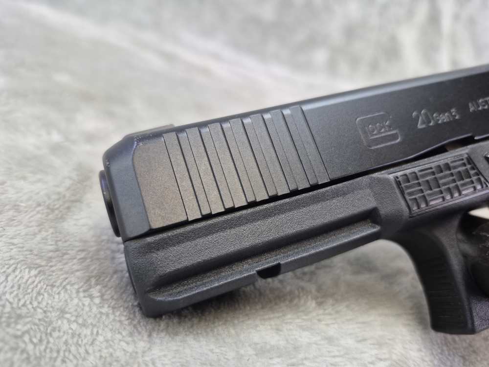 Glock Model 20 Gen 5 10mm Optics Ready Trijicon HD – EXCELLENT! -img-10