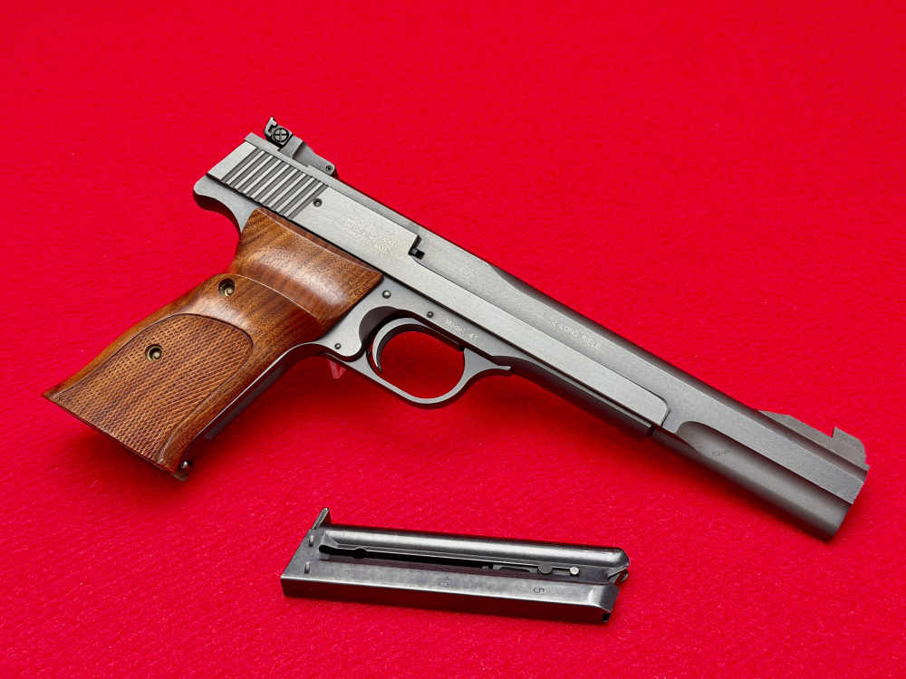 Smith & Wesson Model 41 .22LR Semi Auto Pistol 7" Factory Blue - 2 Mags!-img-3
