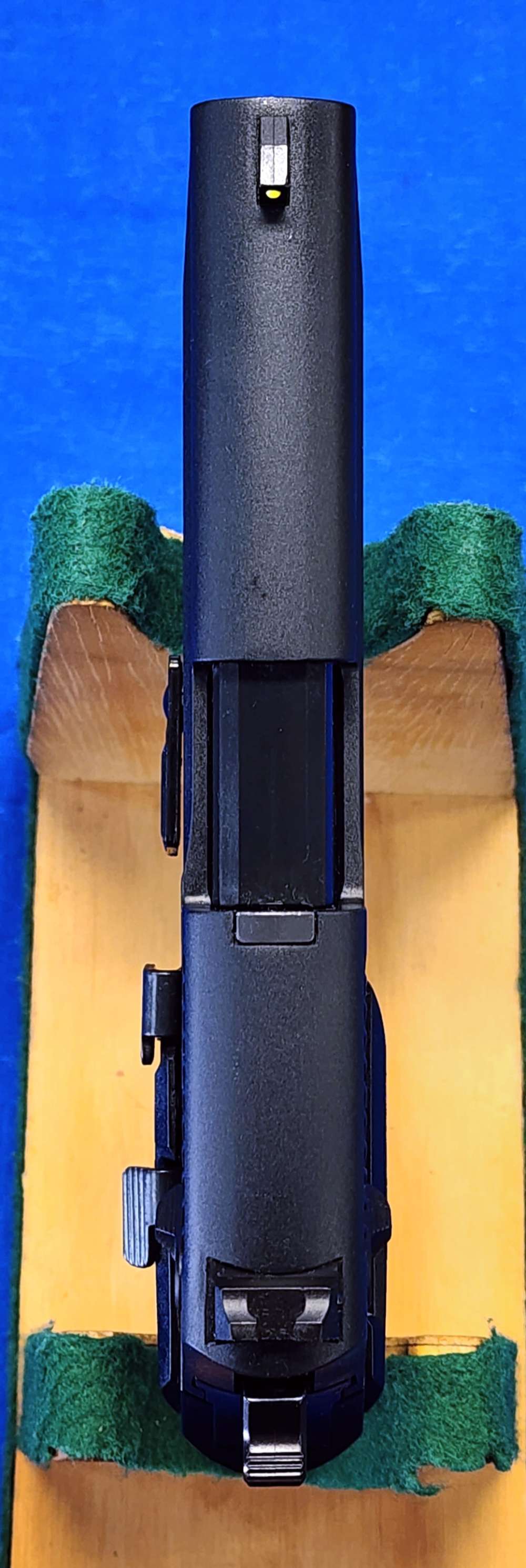 SIG SAUER MOSQUITO .22LR 4" GERMAN-MADE IN BOX W/ 2 MAGS-img-3