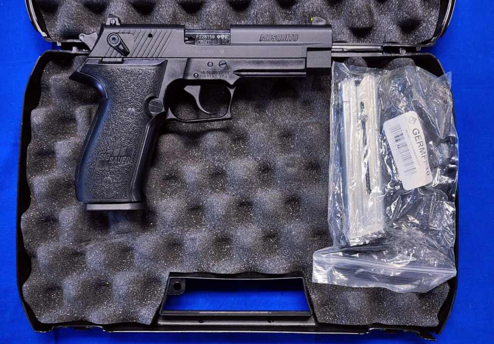 SIG SAUER MOSQUITO .22LR 4" GERMAN-MADE IN BOX W/ 2 MAGS-img-0