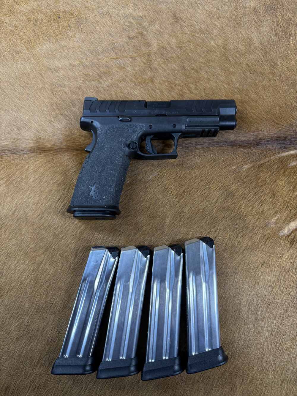 Springfield XD-M Elite 10mm Pistol 4.5" Barrel 15+1 Black 4 Extra Mags-img-0