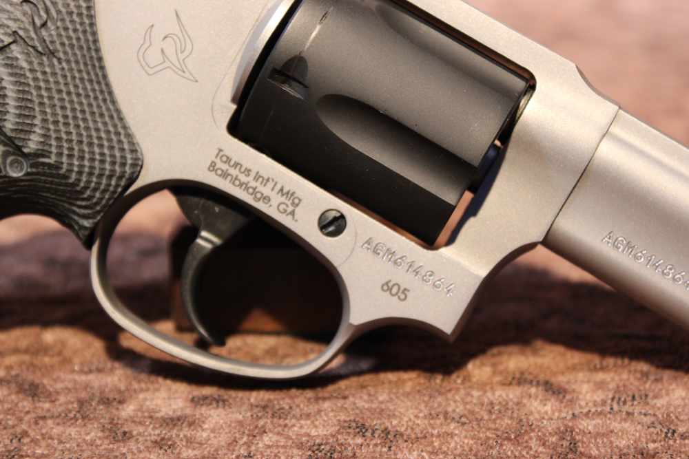 Taurus 605 .357 Mag 3" bbl Tritium Sight w/ Box-img-9