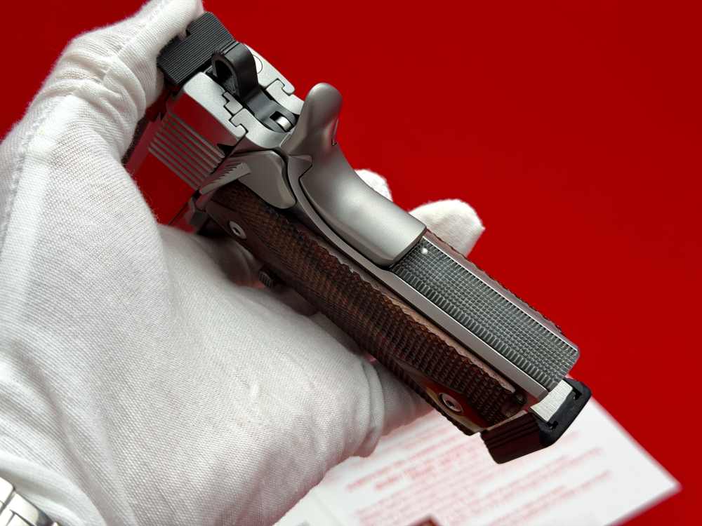 Kimber Stainless Gold Match II 45 ACP 1911 5" in Original Box!-img-12