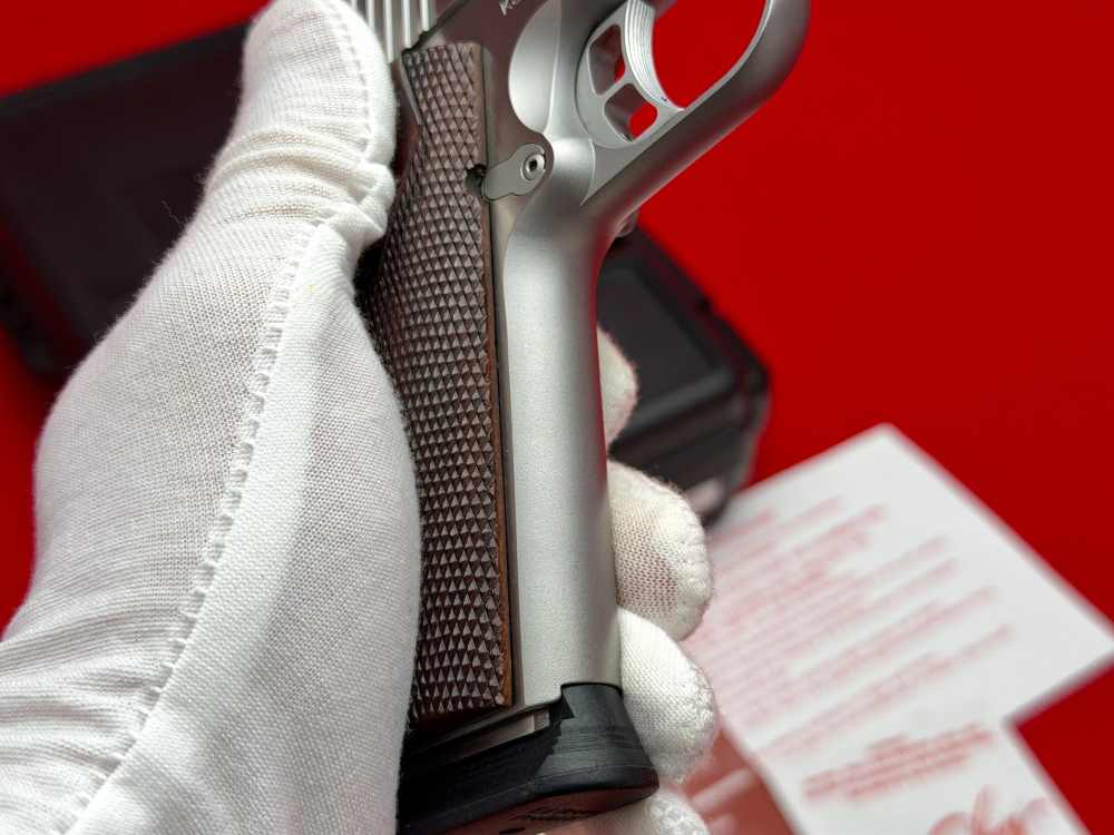 Kimber Stainless Gold Match II 45 ACP 1911 5" in Original Box!-img-9
