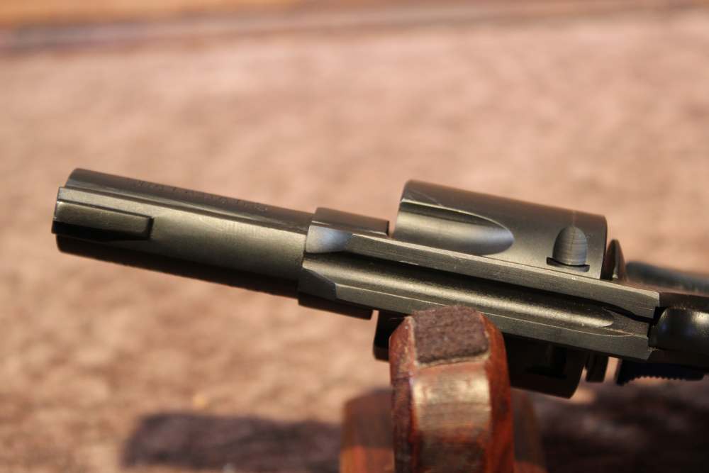 Charter Arms Bulldog Pug .44 spl 2.5" bbl Blued 5-Shot-img-9