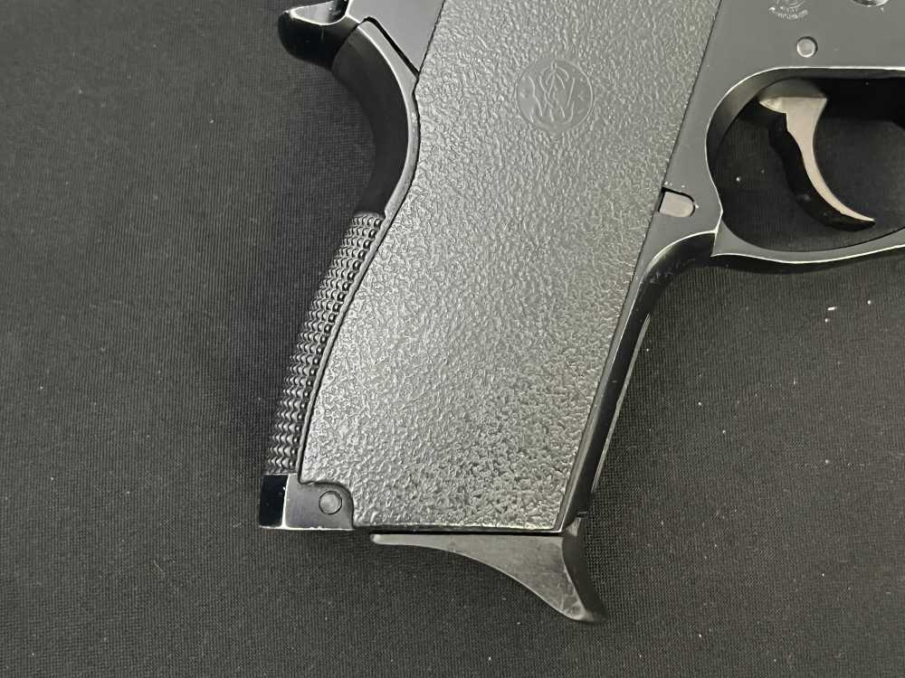 Penny Bid No Reserve Smith & Wesson 469 9mm-img-7