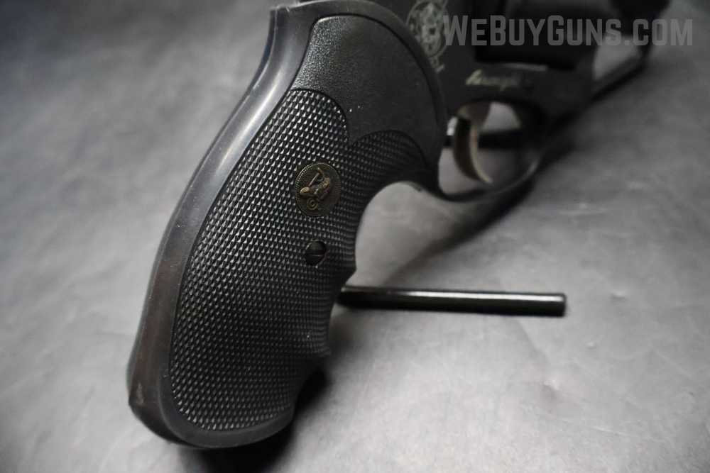 Smith and Wesson 442-1 Airweight Revolver .38 Special +P-img-5