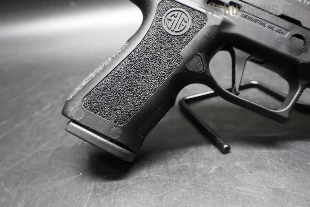 Sig Sauer P320 Semi-Automatic Pistol 9MM Para-img-7