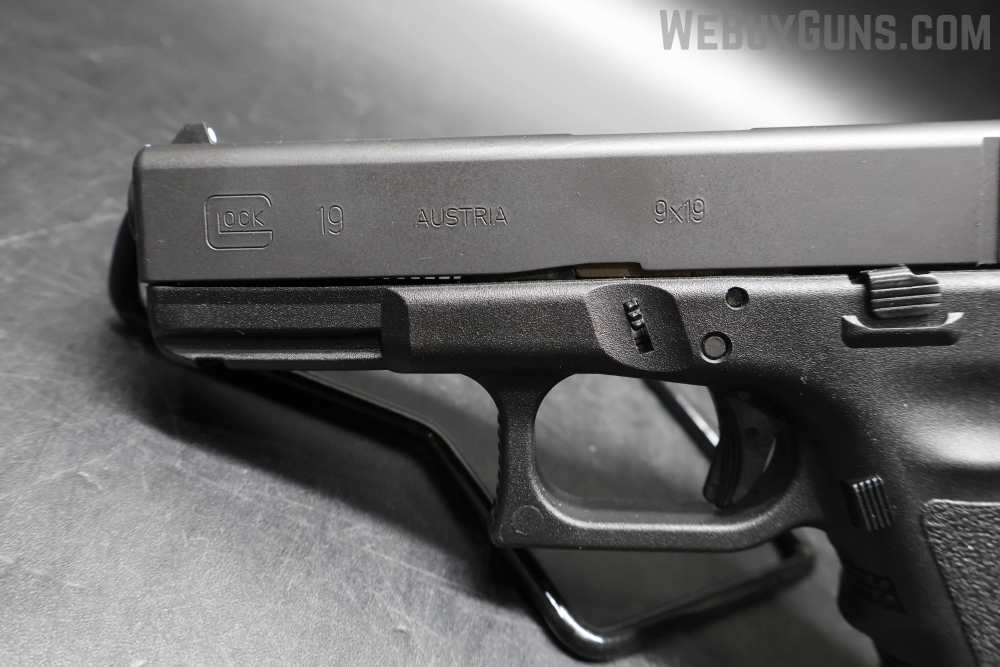 Glock G19 Semi-Automatic Pistol 9MMX19-img-10