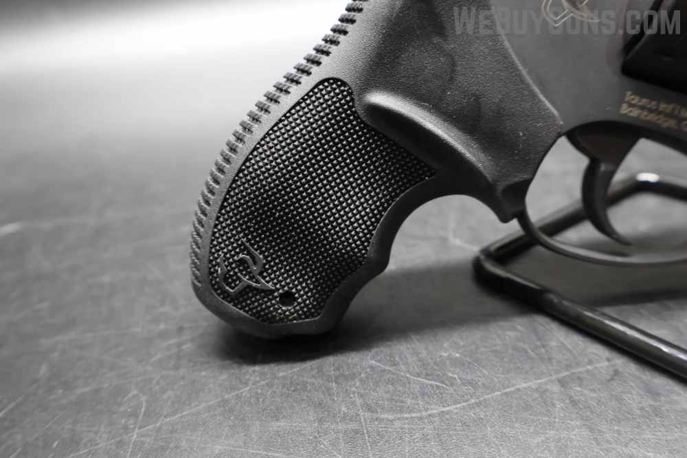 Taurus 942M Revolver .22 WMR-img-5