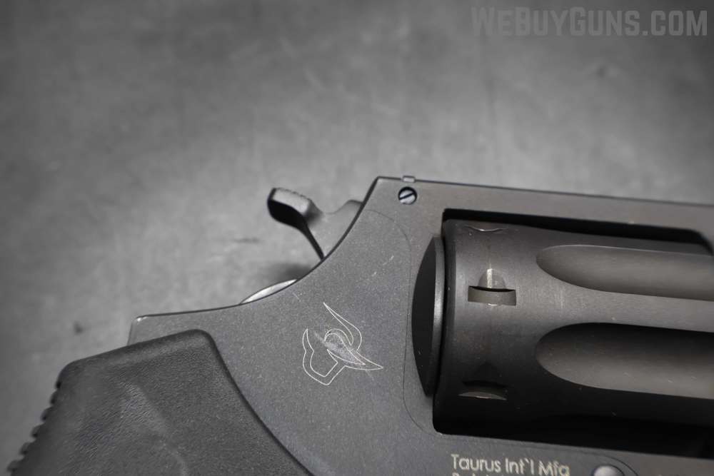 Taurus 942M Revolver .22 WMR-img-14