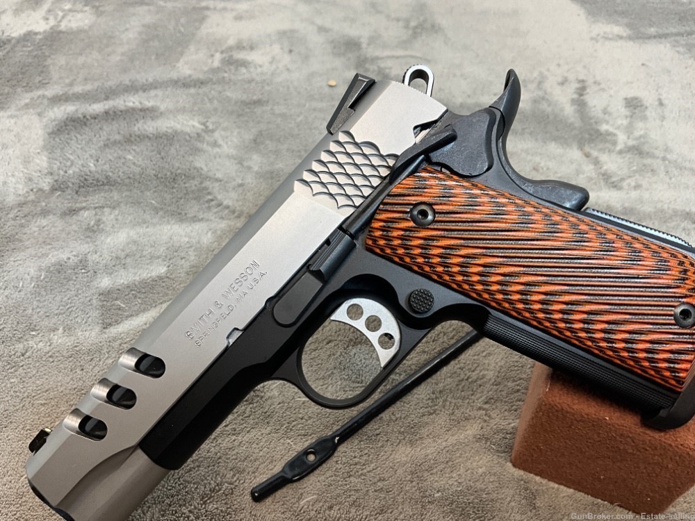 Smith & Wesson 1911 “Performance Center”.45ACP -img-2